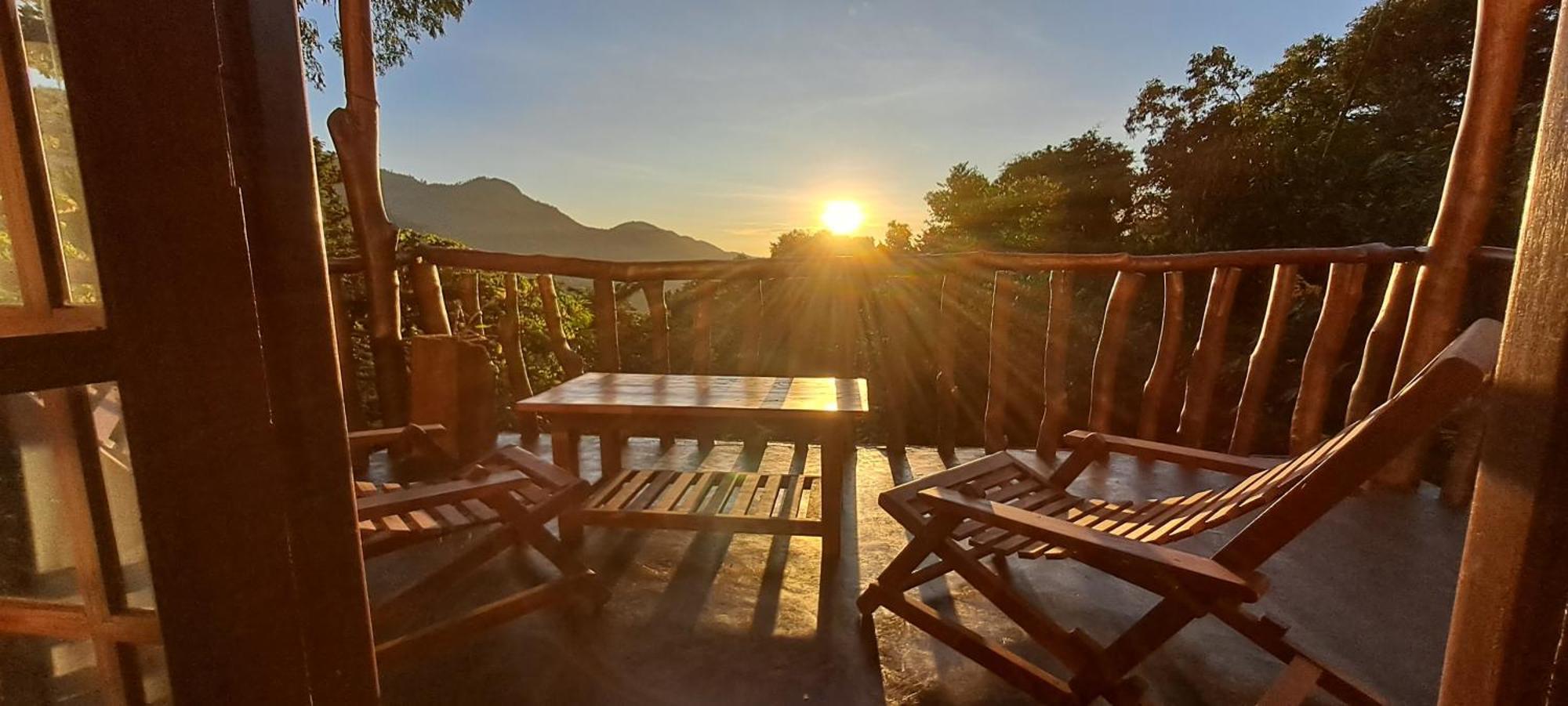 Moon Light- Sunrise Ella Hotel Buitenkant foto